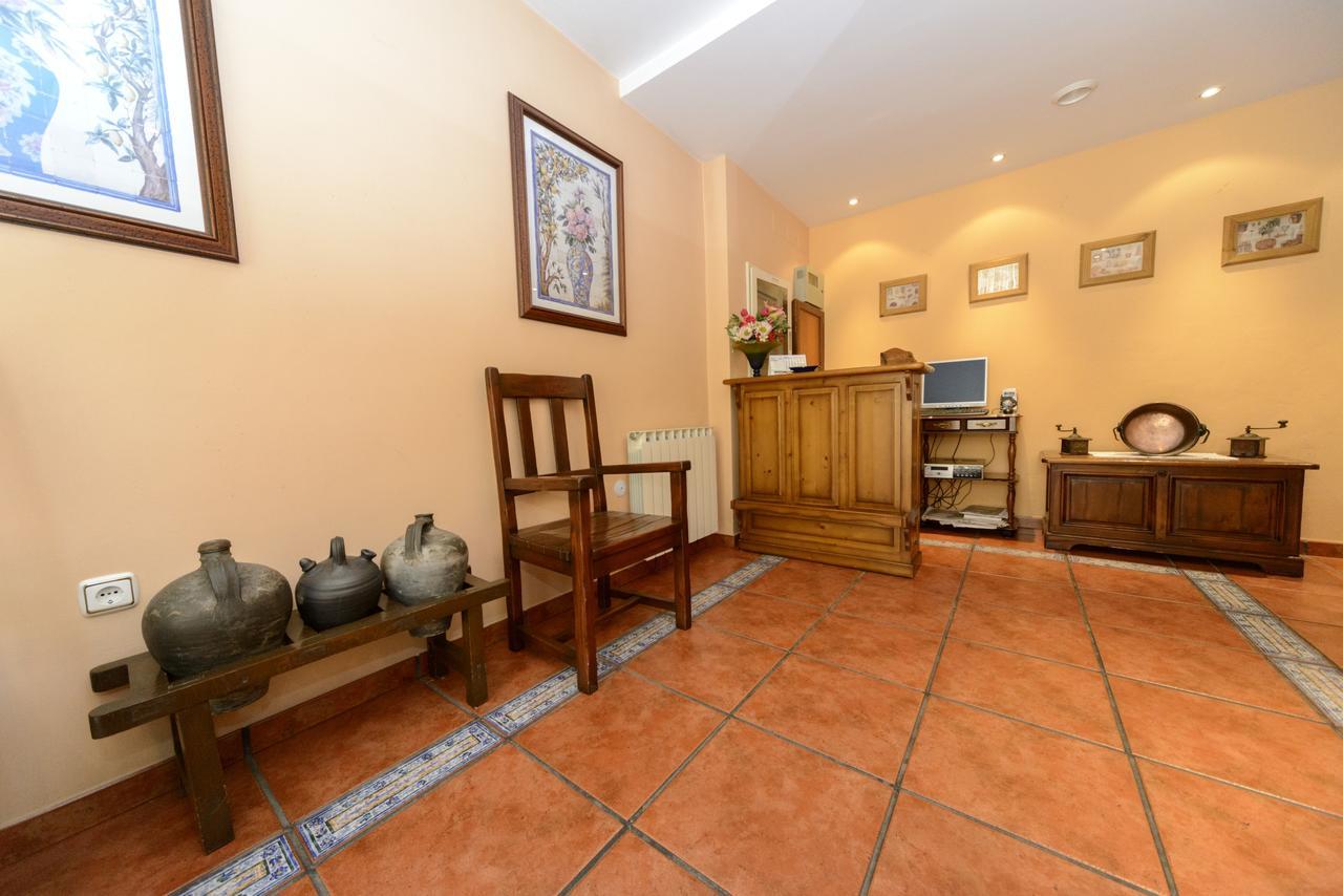 Hostal Jj Salduero Εξωτερικό φωτογραφία